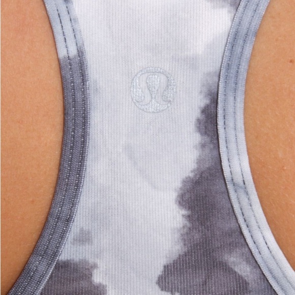 Lululemon Cool Racerback
White Coal Tinted Canvas Super - Picture 4 of 7
